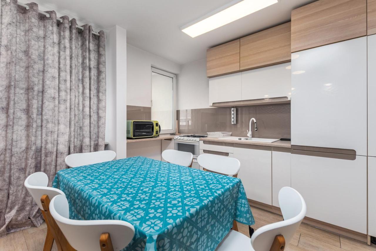 ורשה Emilii Plater 47 By Homeprime מראה חיצוני תמונה