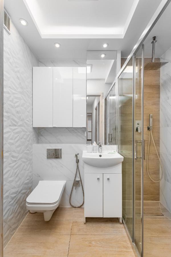 ורשה Emilii Plater 47 By Homeprime מראה חיצוני תמונה